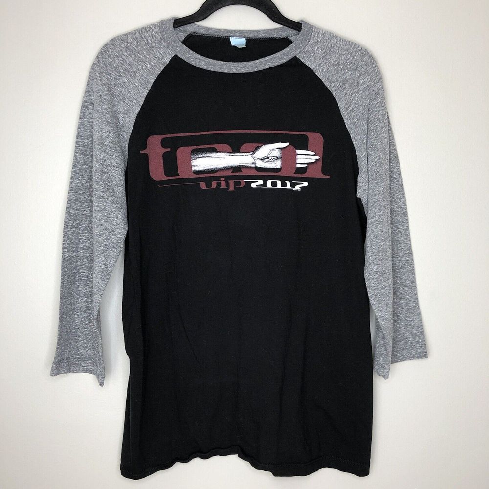 TOOL 2017 VIP Pacific USA Concert Tour Shirt Size Medium Adult Unisex Metal Rock